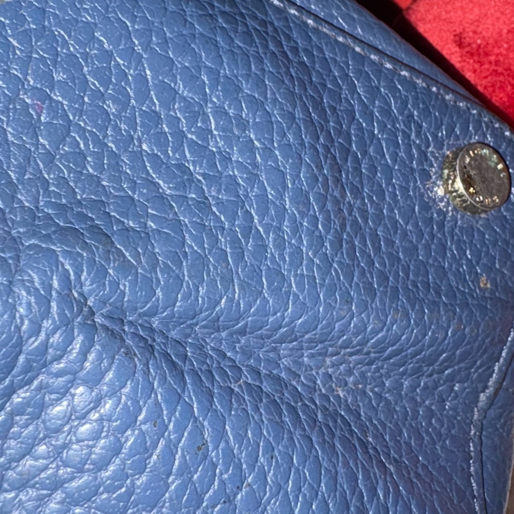 Michael Kors Smythe Large Dome Satchel in Navy pebbled leather. - Picture 8 of 8